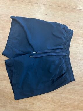 VRST Men's Blue Athletic Shorts - Small